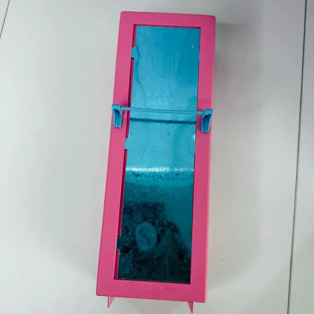 Vintage Barbie Mattel 1984 Workout Center 7975 REPLACEMENT/BOX -bike/locker only